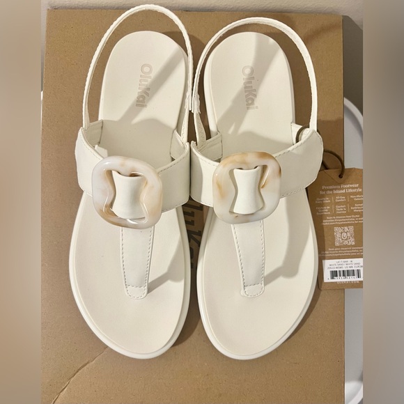 Olukai Women’s Size 8 La‘i T–Bar Strappy Beach Sandals NWT - Picture 4 of 9
